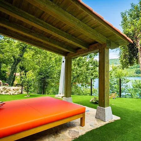 Casa Escondida Aveiga * Chantada