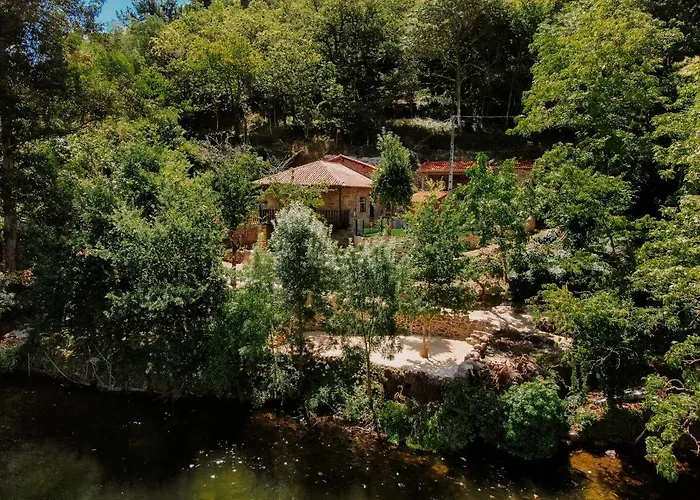 בית נופש Casa Escondida Aveiga