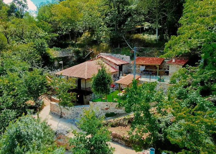 Casa Escondida Aveiga *